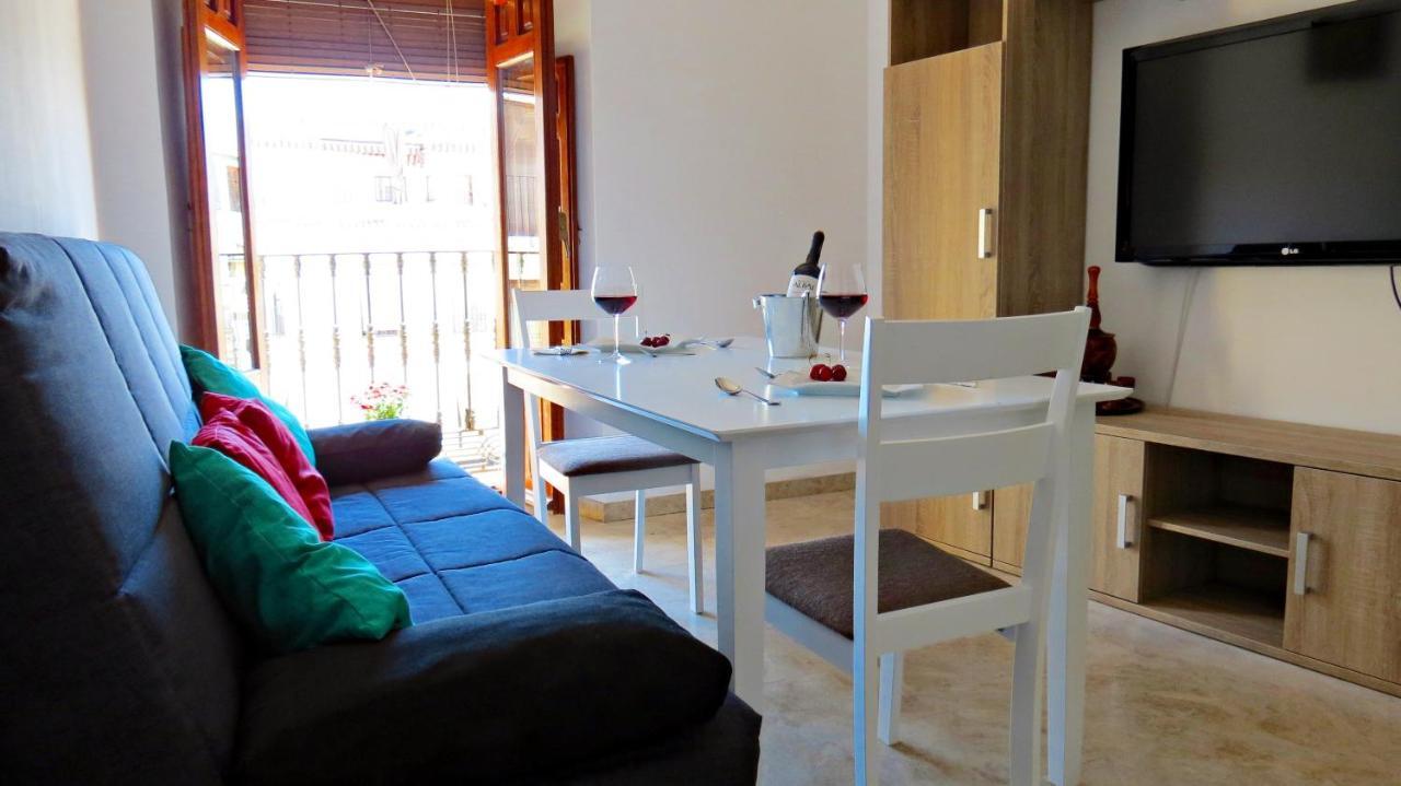 Via Alfaros Apartment Cordoba Exterior photo